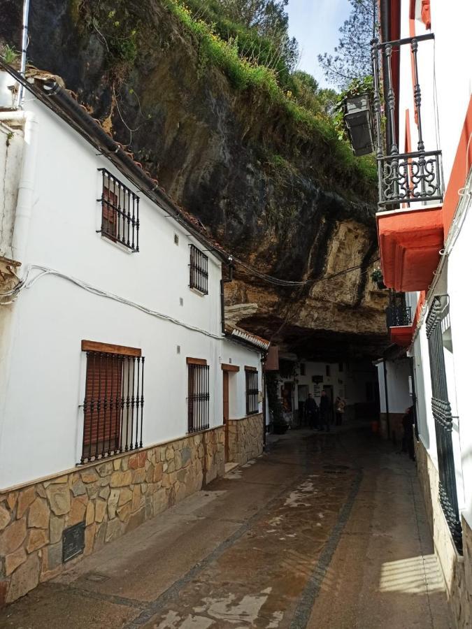 Casa Enrocada Villa Setenil De Las Bodegas Exterior foto