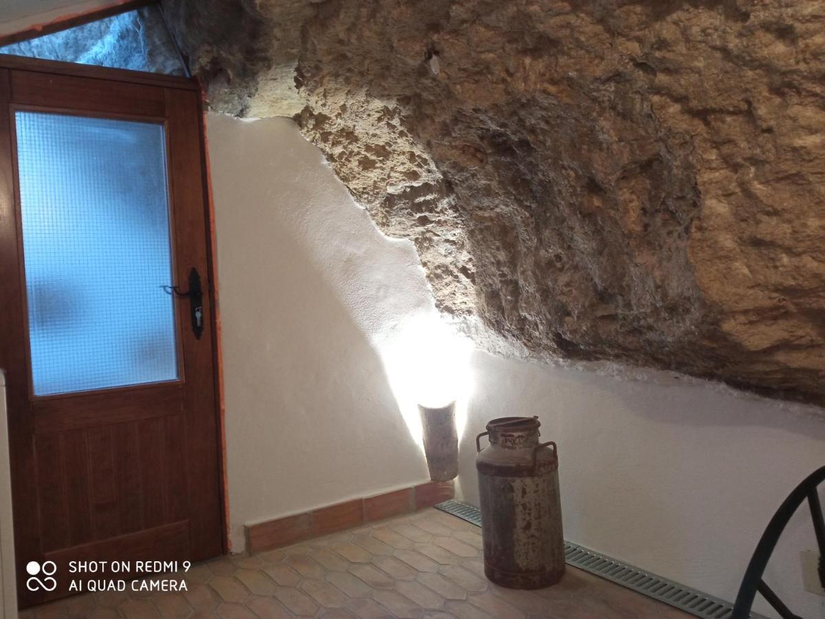 Casa Enrocada Villa Setenil De Las Bodegas Exterior foto